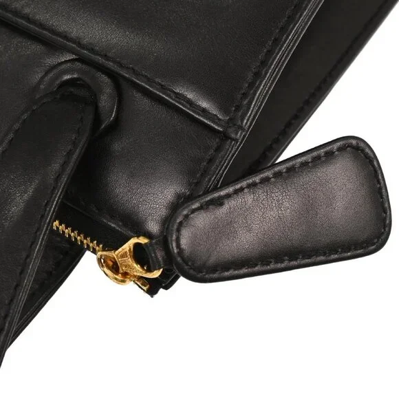 Chanel Black Calfskin Shoulder Bag 117660 - Picture 4 of 10